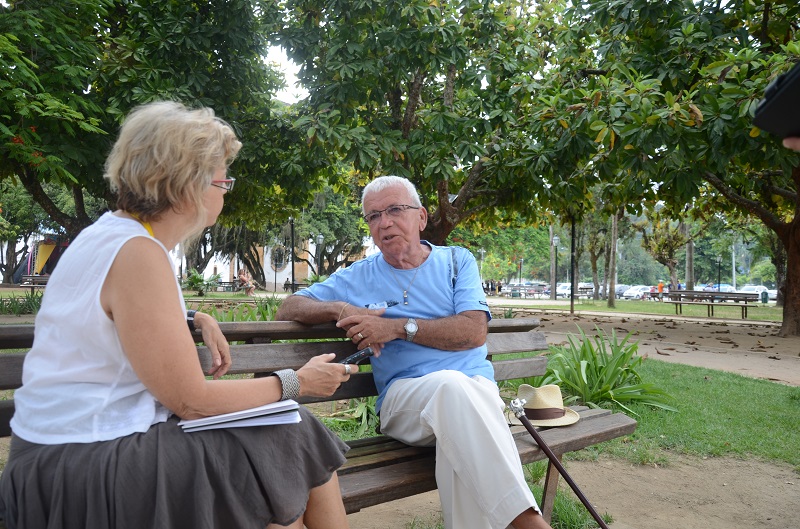 Entrevista com Diuner Melo na Praça da Matriz